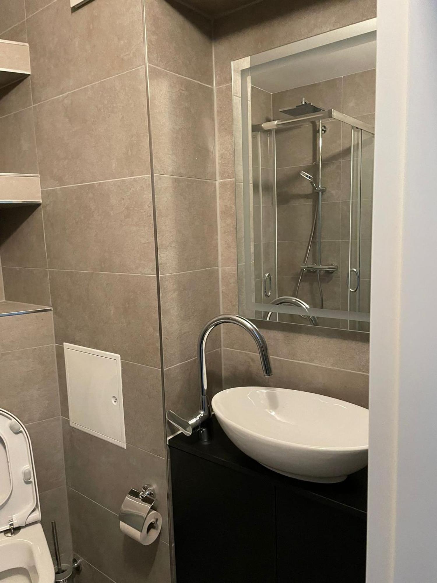 Zweibettzimmer Mit Eigenem Bad *